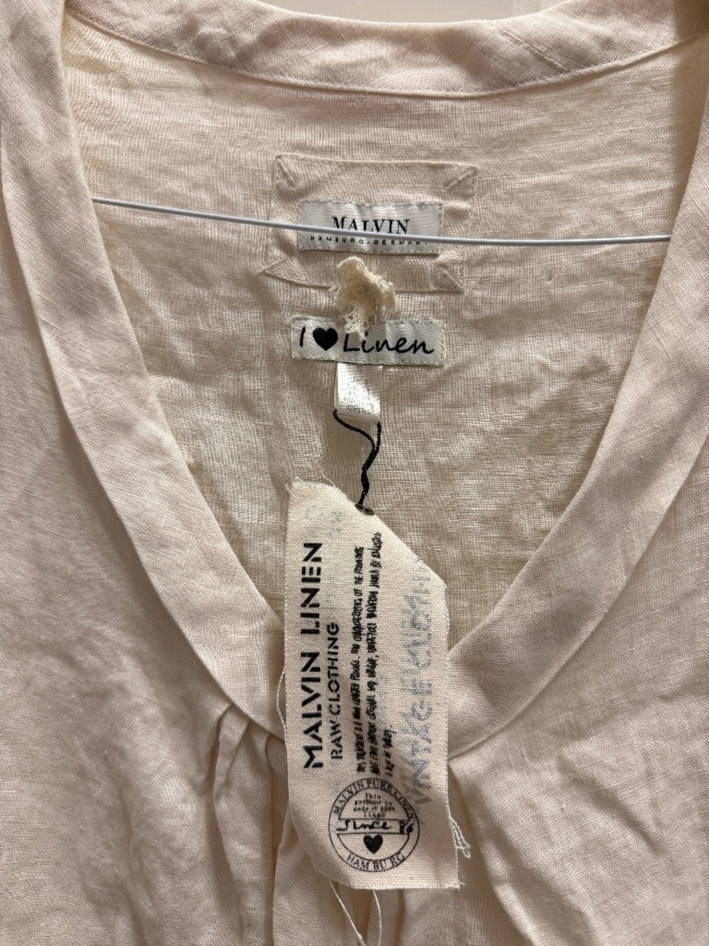 Malvin 100% Linen Pleated Scoop Neck Shift Dress Beige Pockets in Size Small
